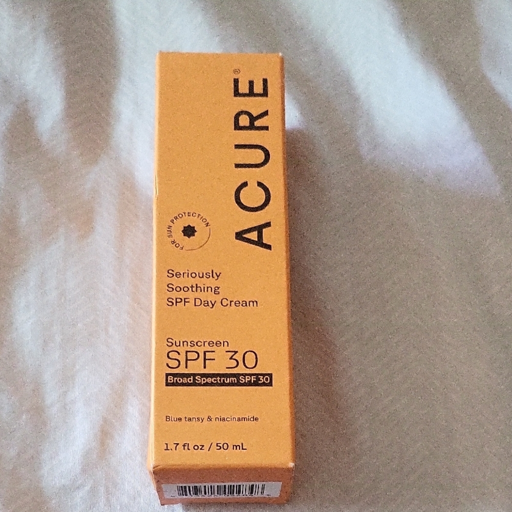 Seriously Soothing SPF 30 Day Cream